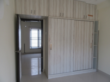 4) Li Id : 138 - Guest Bedroom.JPG